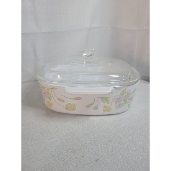 VTG 1989 Corningware Casserole Dish with Lid Pastel Flowers Pattern A-2-B - Picture 2 of 6